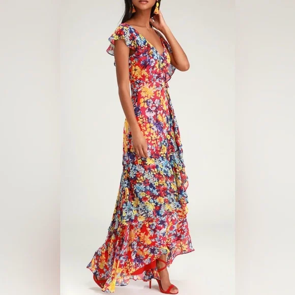 Lulus Women’s Radiant Ruby Red Floral Print Chiffon Maxi Dress Size Medium NWT - Picture 2 of 16